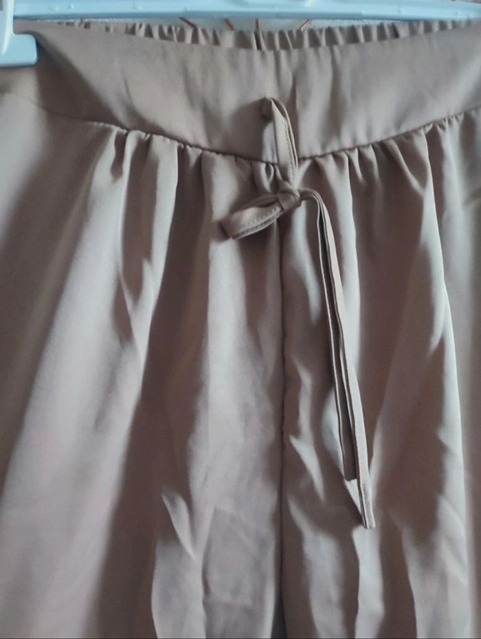 Pantalon Palazzo Fluide – Taille Unique (Grand) , Neuf - photo numéro 3
