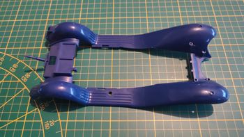 Châssis bleu pièce détachée miniature Bburago Burago Alfa Romeo 2300 spider 1932 1/18 1/18e 1/18ème