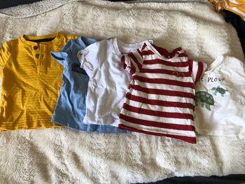 5 t shirts 3 mois (60 cm)