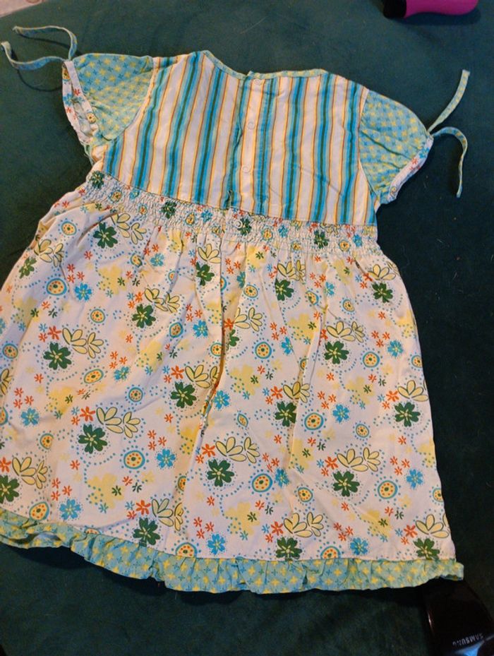 Robe fleurie - photo numéro 6