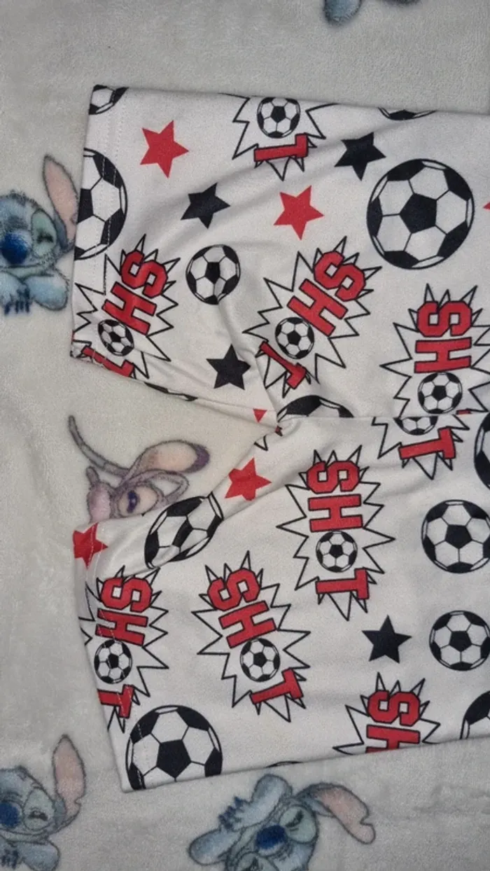 Pyjama short 6 ans en très bon état - photo numéro 10