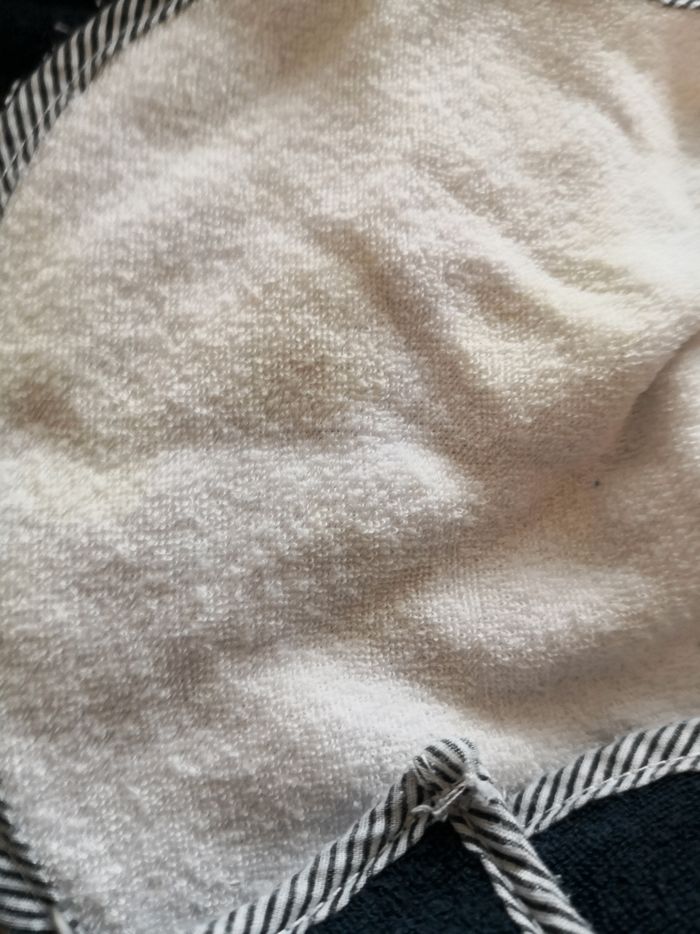 Lot bavoirs - photo numéro 2