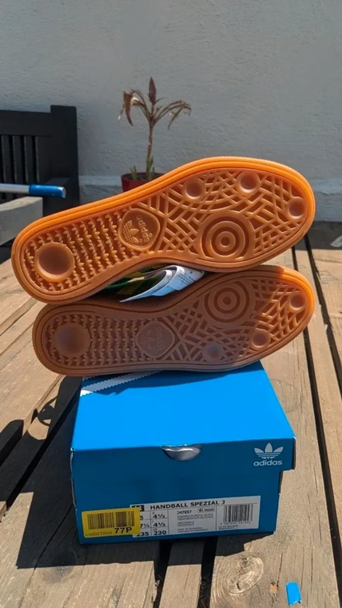 Adidas spezial ronazuca - photo numéro 2