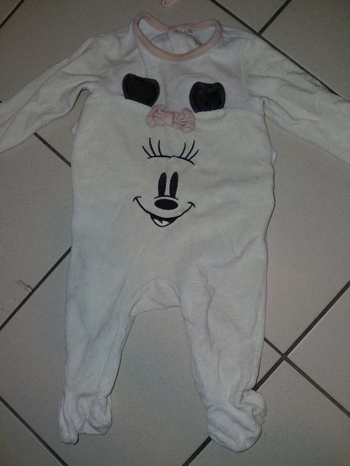 Un lot de pyjama fille 6/9 mois - photo numéro 6