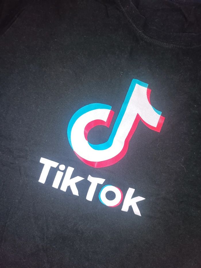 Tee shirt taille M - photo numéro 2