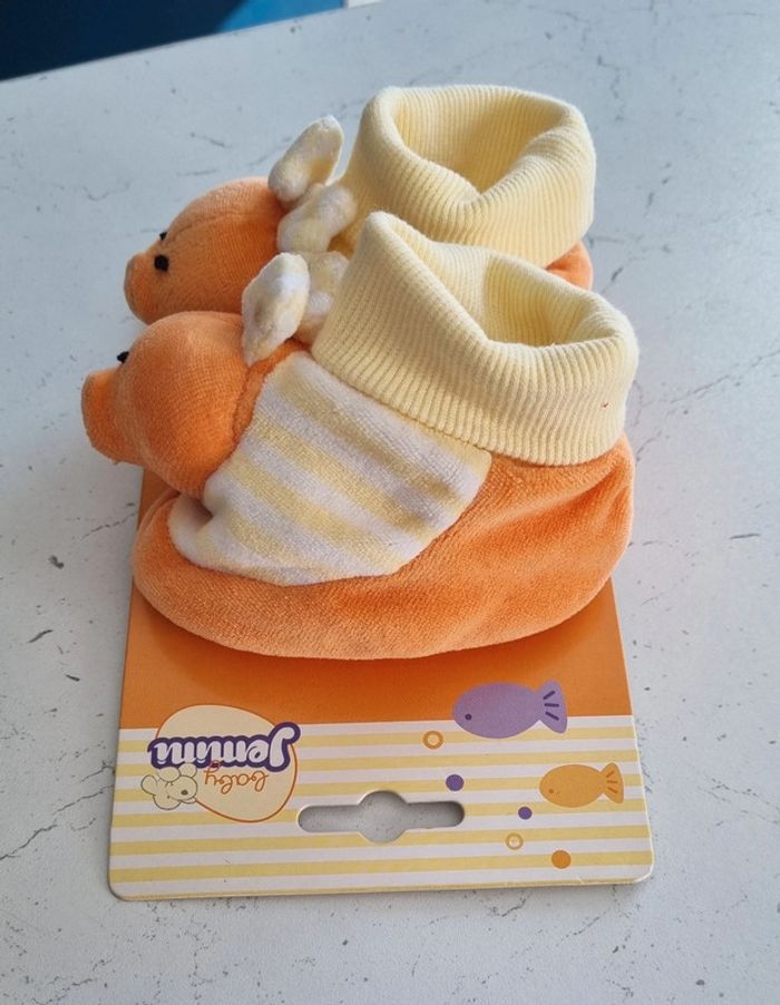 Paire de chaussons bébé - photo numéro 2