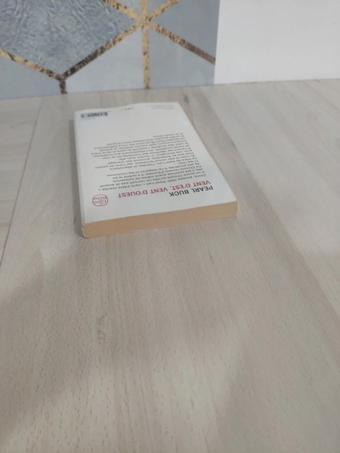 Livre poche vent d'est vent d'ouest Pearl Buck - photo numéro 5