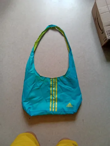 Sac a bandoulière adidas vintage fluo bleu et jaune intérieur