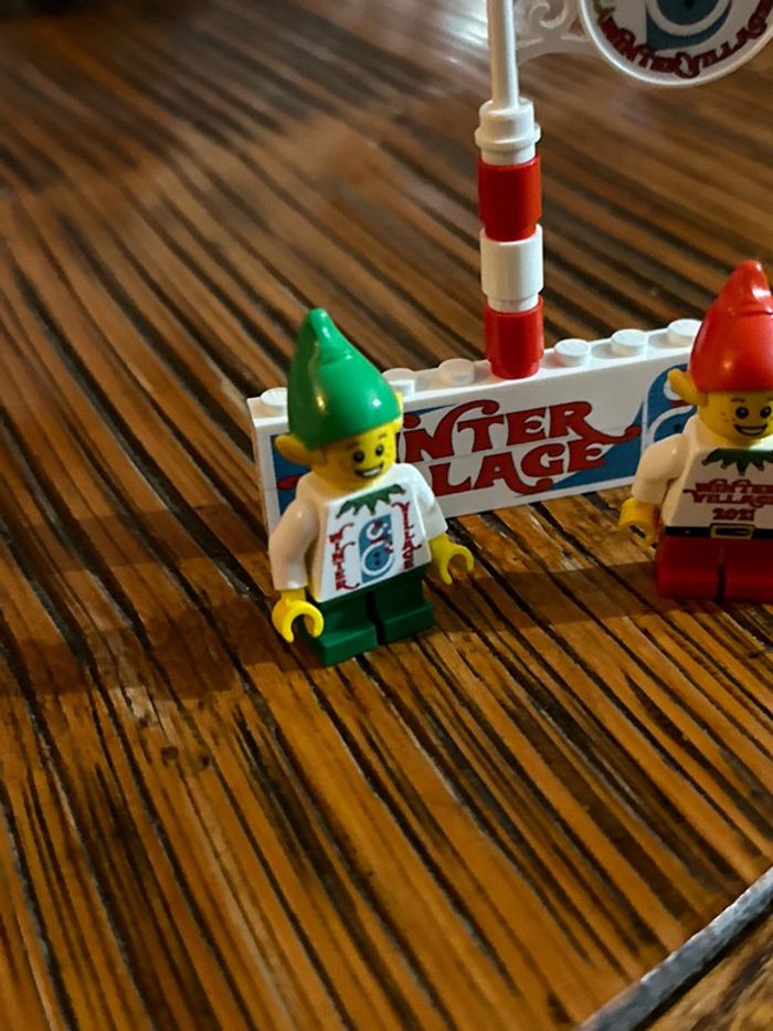 Figurine et briques Lego Custom, Winter village - photo numéro 3