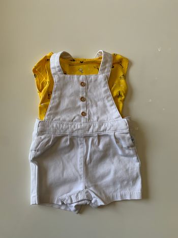 Ensemble salopette short + t-shirt Okaïdi 3 mois