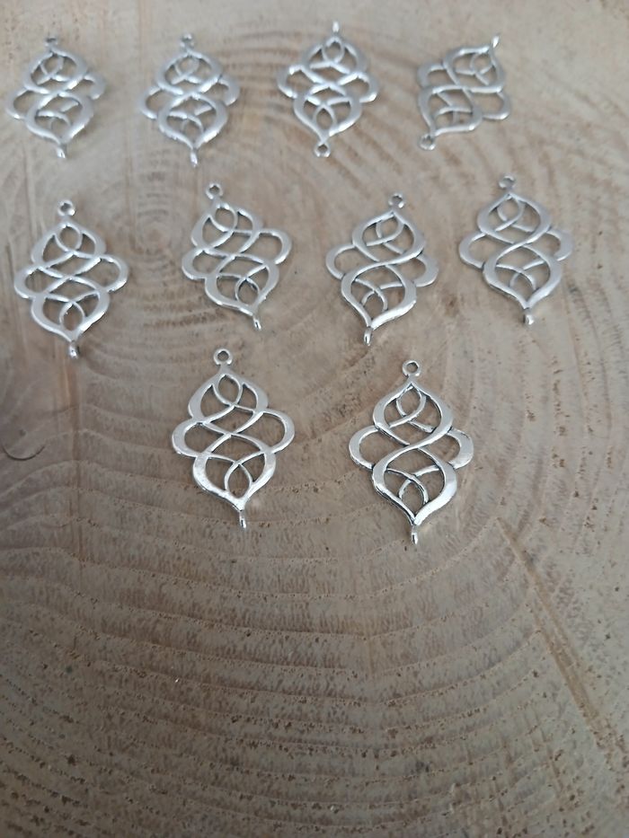 Lot de 16 pendentifs connecteurs argenté - photo numéro 2