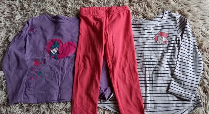 Lot vêtements fille 5 ans - photo numéro 3