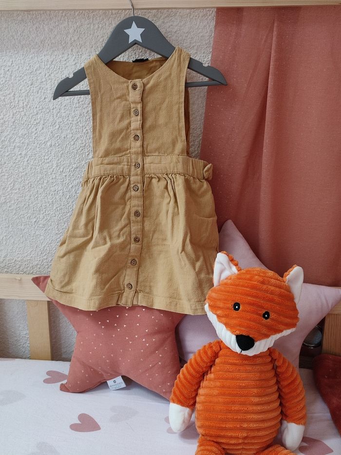 Robe couleur Camel - 24 mois - Très bon état - Kiabi