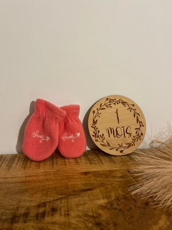 Moufles naissance 1 mois bébé fille
