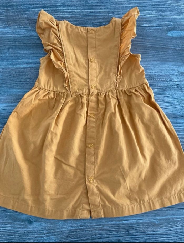 Robe 24 mois - photo numéro 3