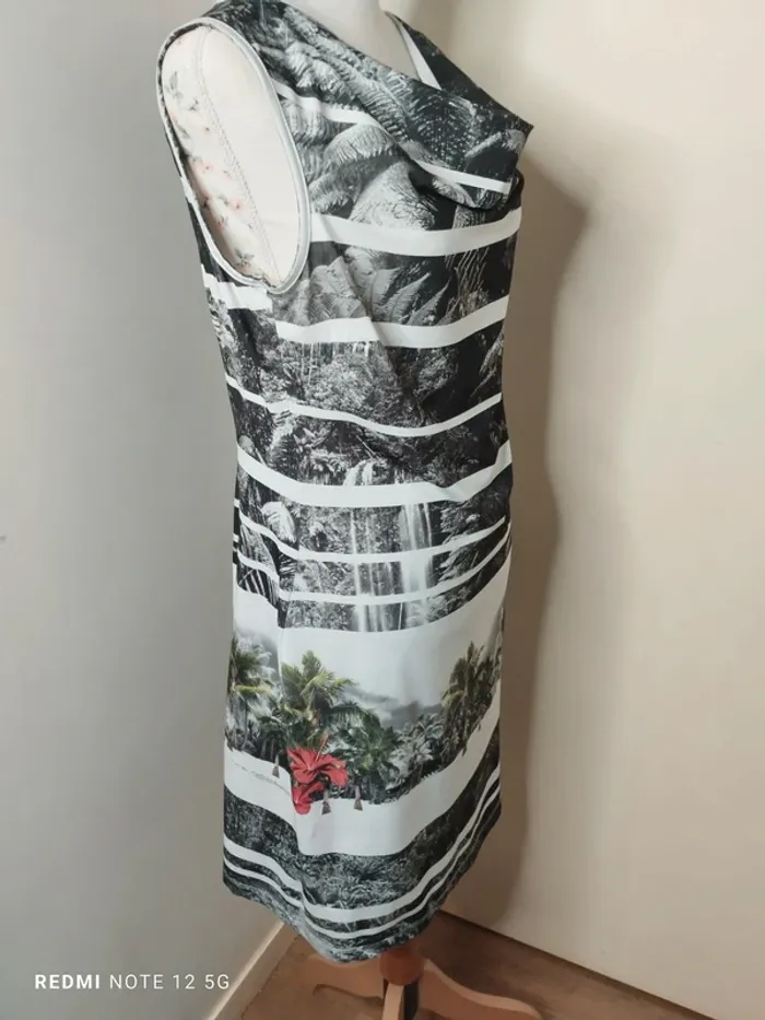Jolie robe Charles Vögele taille 40 - photo numéro 3