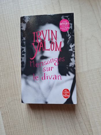 Mensonges sur le divan