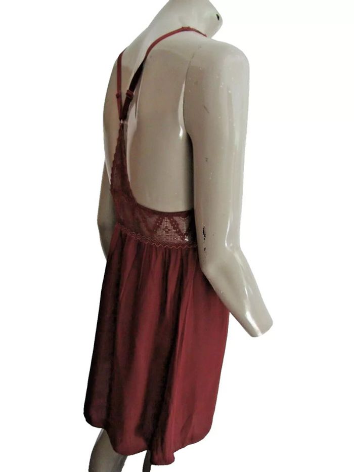 nuisette a bretelles fines réglables  marque etam  taille indiquée S = 36/38 - photo numéro 3