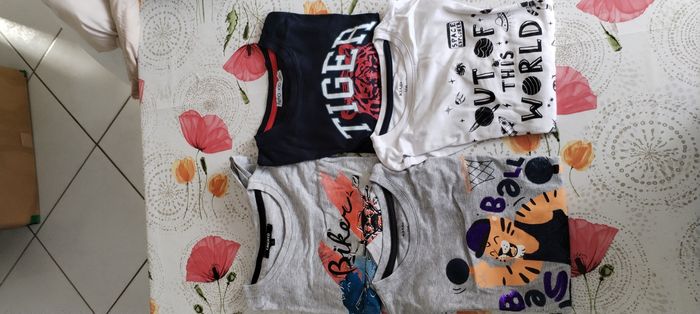 Tee shirt
