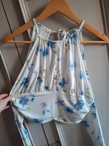 Blouse/top dos nu fleurie Nakd