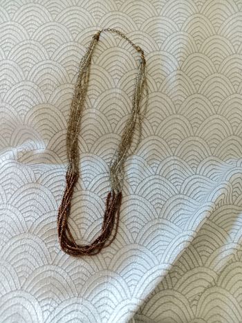 Collier en perles de rocailles 
