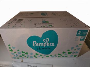 152 couches Pampers harmonie taille 5