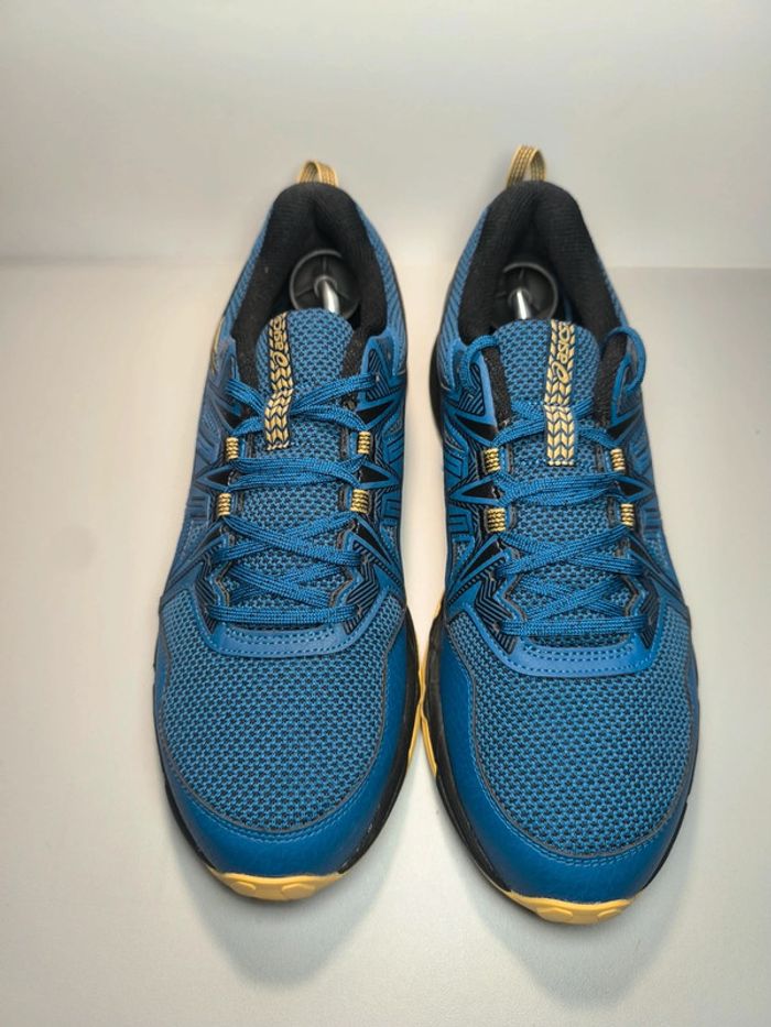 Baskets Asics gel venture 8 portées une fois neuves avec boîte pointure 44 - photo numéro 5