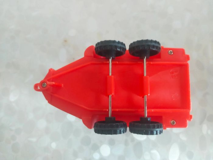 Jouets remorque rouge a cheval - photo numéro 7