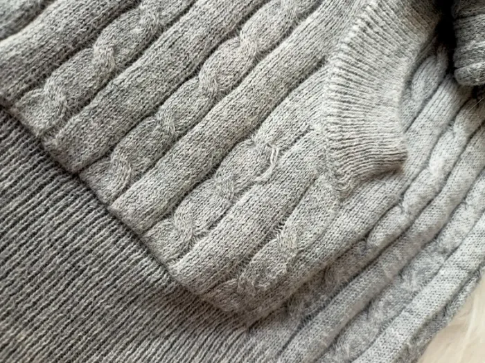 Pull à capuche gris torsadé 12 ans- 150cm - photo numéro 3