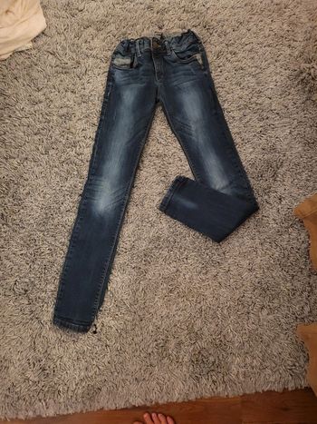 Pantalon en jean  taille 11-12 ans zara