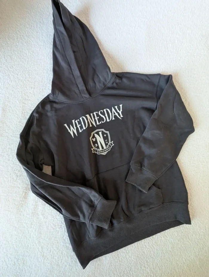 🖤 Sweat "Wednesday" H&M – 9 ans - photo numéro 2