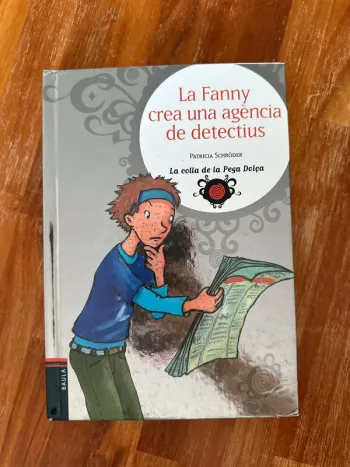 Livre la fanny crea una agència de detectius
