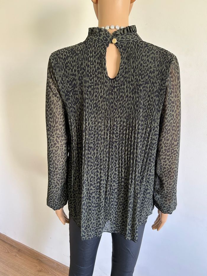Blouse verte foncée et noire LolaLiza taille 36 jamais portée - photo numéro 5