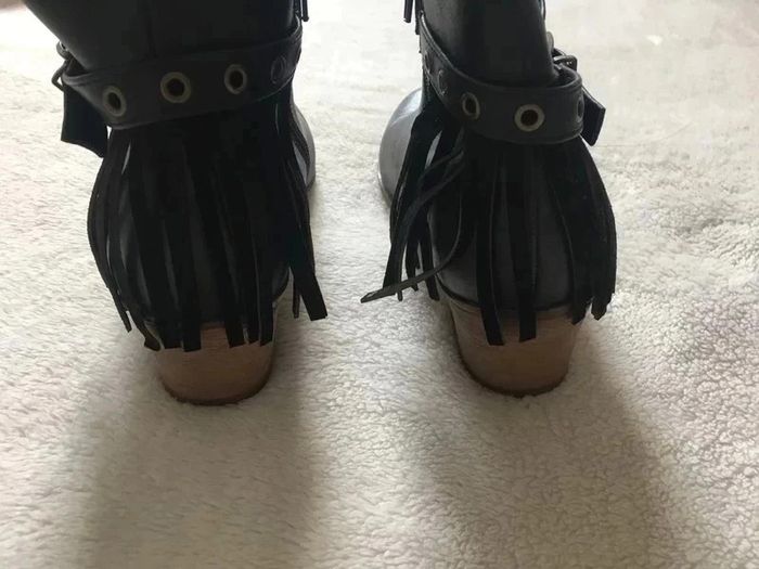Bottines noires en cuir à talon avec franges semelle bois - photo numéro 3
