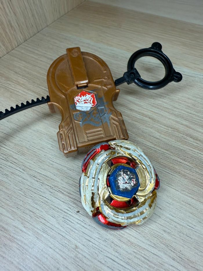 Toupie métal fusion L drago Lightning beyblade