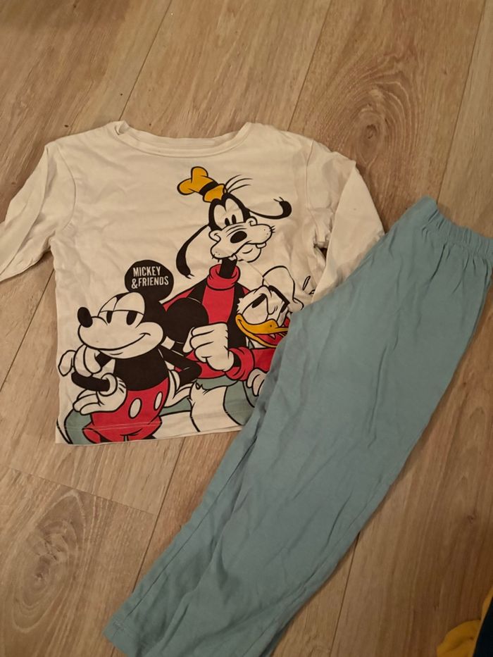 Pyjama fin 3-4 ans