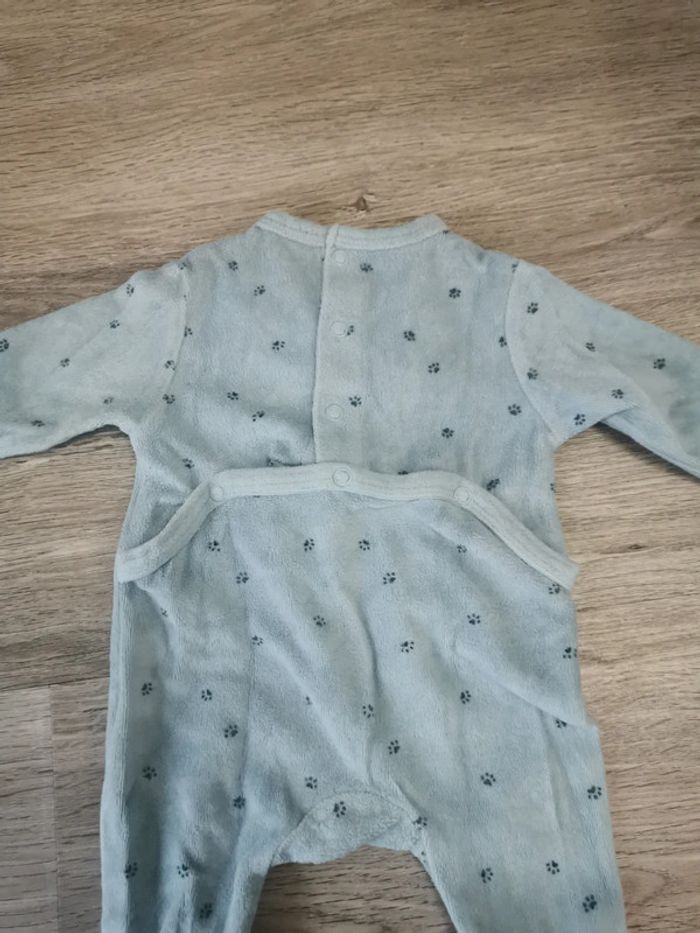 Grenouillère velours Kiabi 1 mois - photo numéro 5