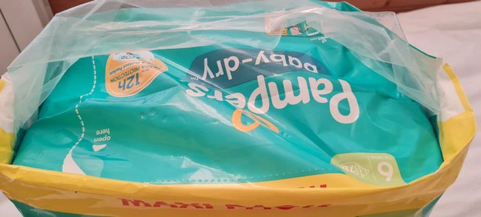 Paquet pampers couches taille 6 neuve - photo numéro 2