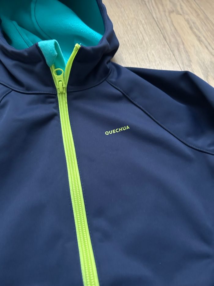 Veste Softshell Quechua bleu marine 4-5ans - photo numéro 2