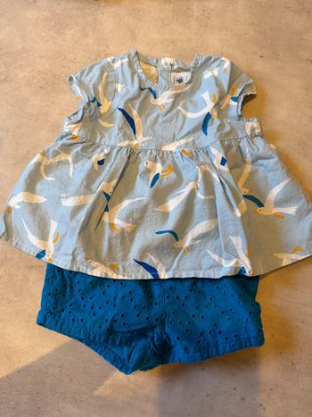 Ensemble blouse et short Petit Bateau taille 6 mois
