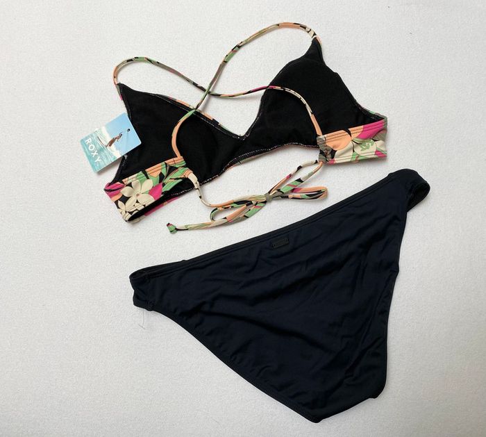 Maillot de bain deux pièces Roxy S noir et fleurs multicolores - photo numéro 2