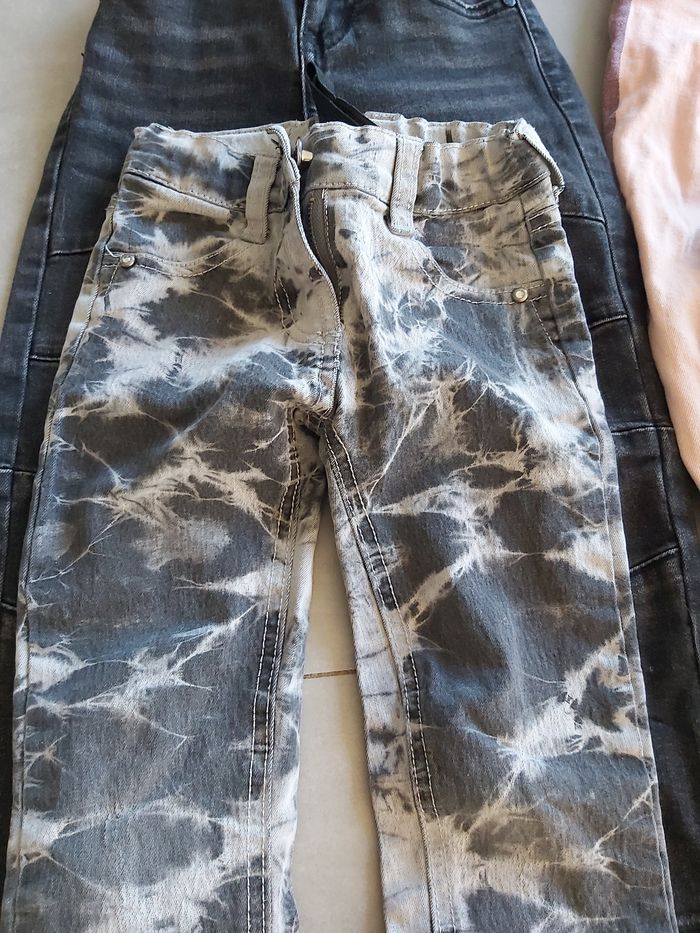 Lotde 4 jeans fille 4 ans - photo numéro 3
