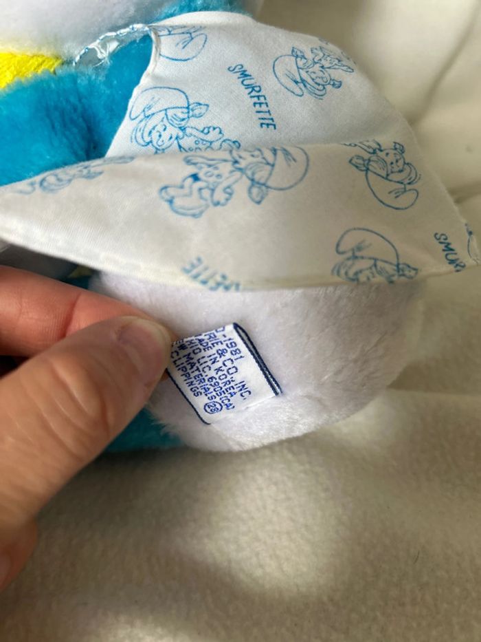 Peluche Schtroumpfette vintage – Étiquette Peyo 1981 - photo numéro 4