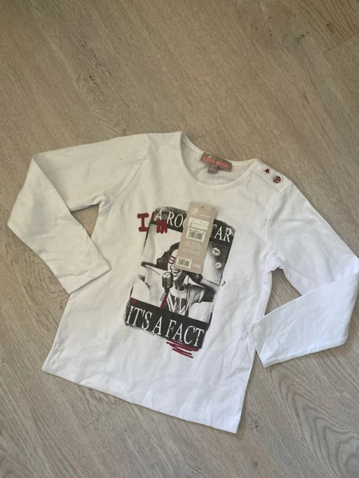 Tee shirt T-shirt Lisa rose taille 3 ans Neuf