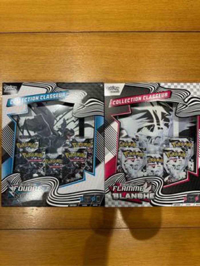 Coffret Classeur Pokémon Foudre Noire Et Flamme Blanche EV10.5