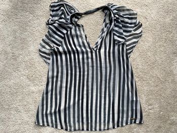 Débardeur / top transparent Guess 🌻