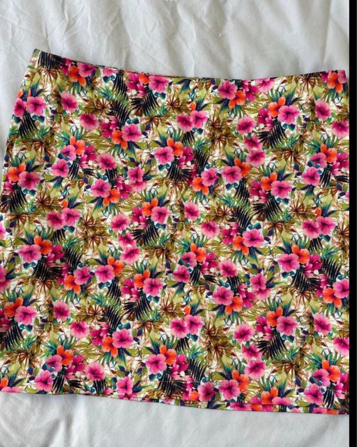 jupe naf naf 36 peu porté motifs fleurs tropicales - photo numéro 4