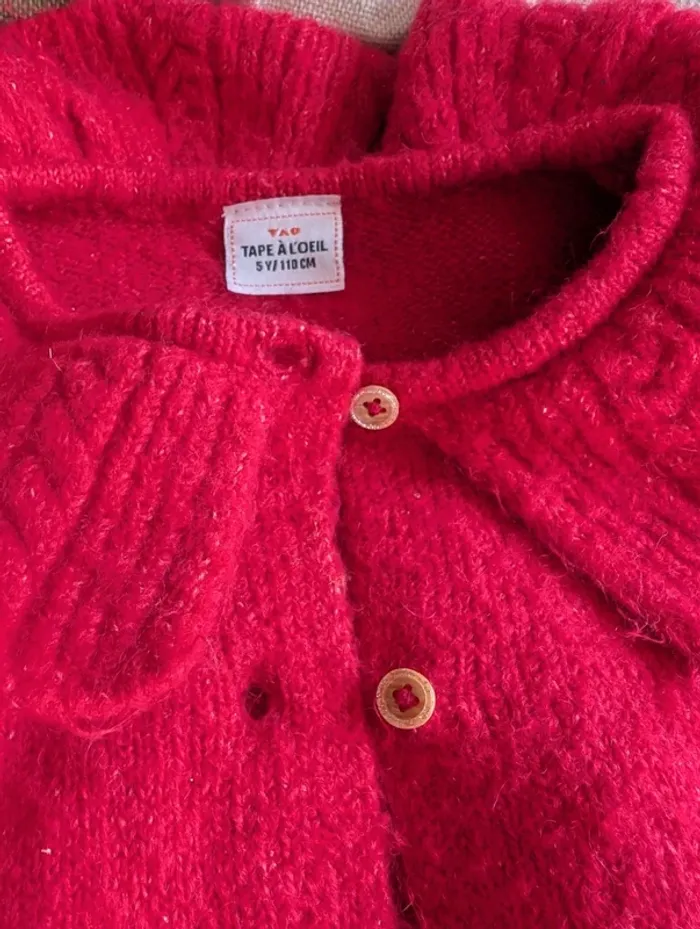 Gilet rouge 5 ans - photo numéro 2