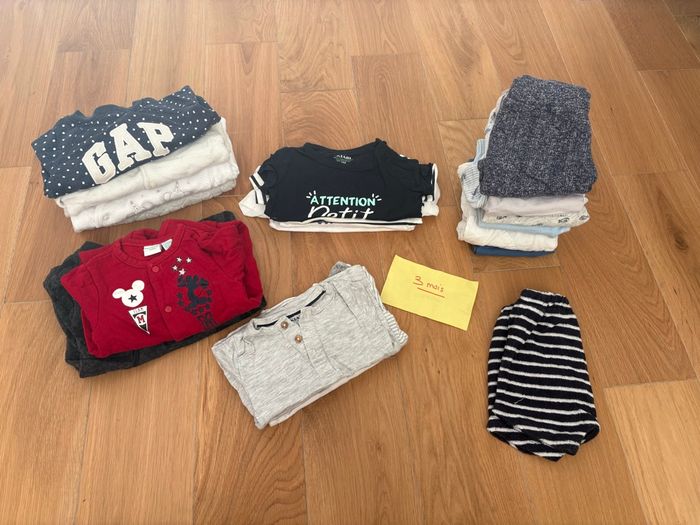 Lot 22 vêtements bébé garçon 3 mois - photo numéro 3