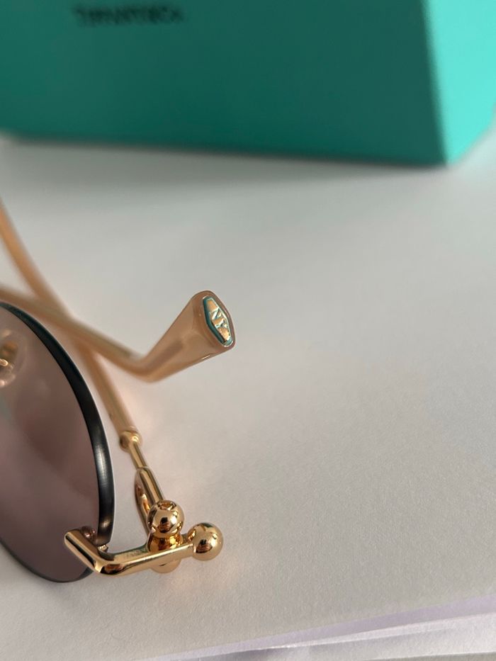 Lunette de soleil Tiffany and co. - photo numéro 5